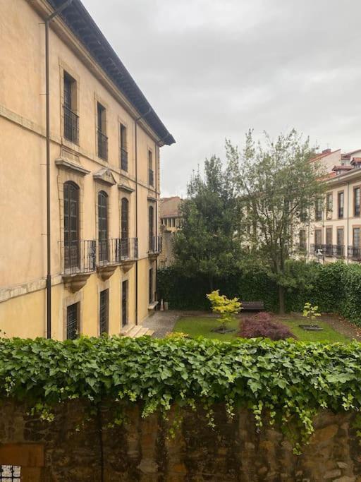 Nuevo! Piso Al Lado De Catedral - Oviedo Apartman Kültér fotó